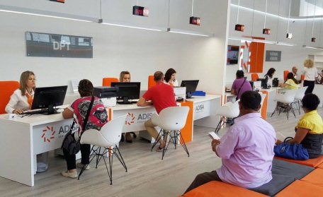 INSTAT per 2020: Gjysma e punonjesve ne shtet me arsim fillor dhe te mesem